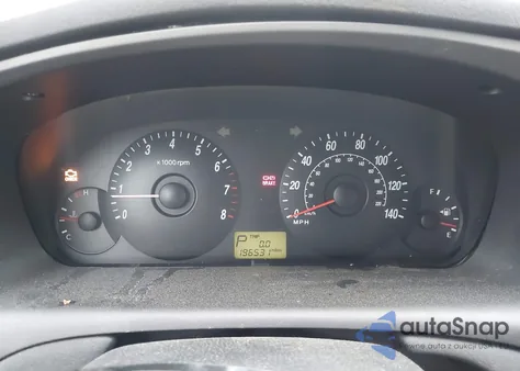 2004 Hyundai Elantra Gt из США, поврежденный, VIN KMHDN56D44U111428